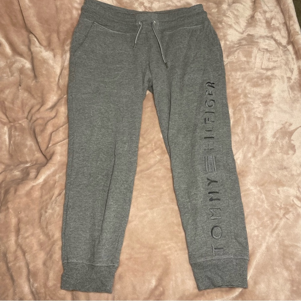 Tommy Hilfiger grey jogger sweats.